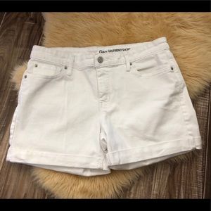 Gap Girlfriend Short white jean shorts size 8R